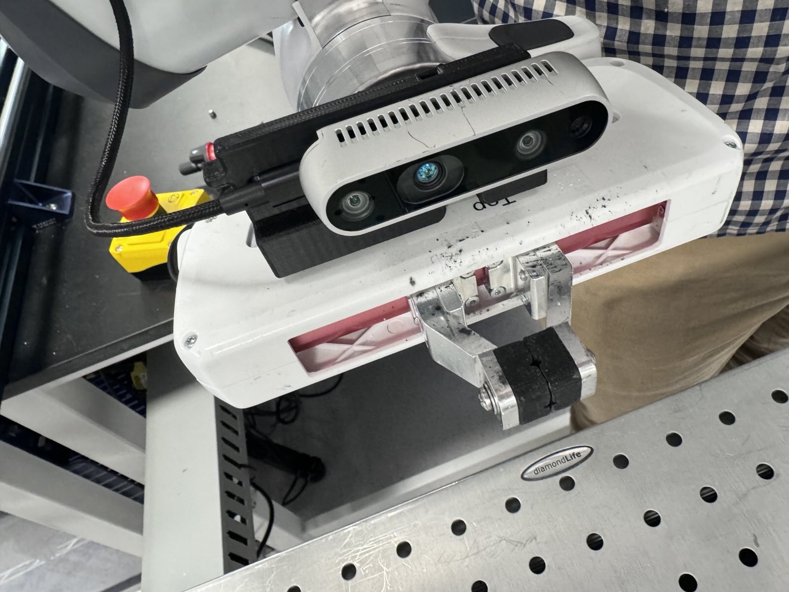 Franka Panda perception-guided manipulation